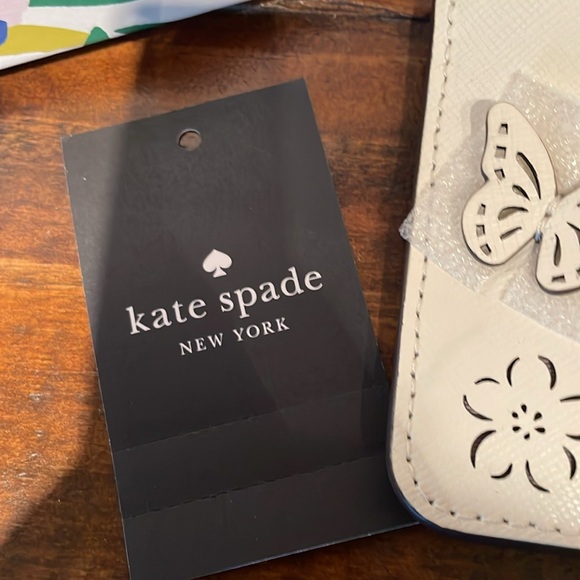 NWT Kate Spade Madison Cream Leather Floral Cutout Cardholder Wallet MSRP $159 - Picture 5 of 7
